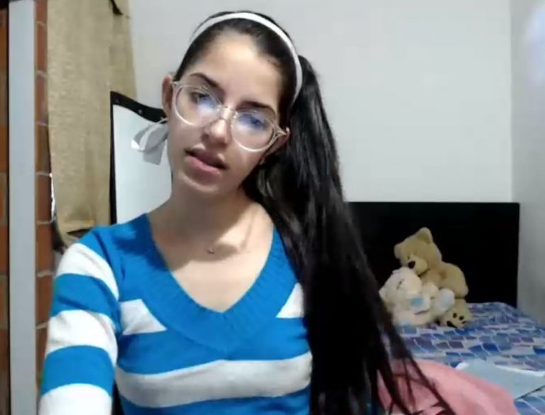 innocent looking cam girls