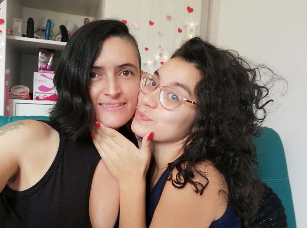 lesbian cam lesbian cam